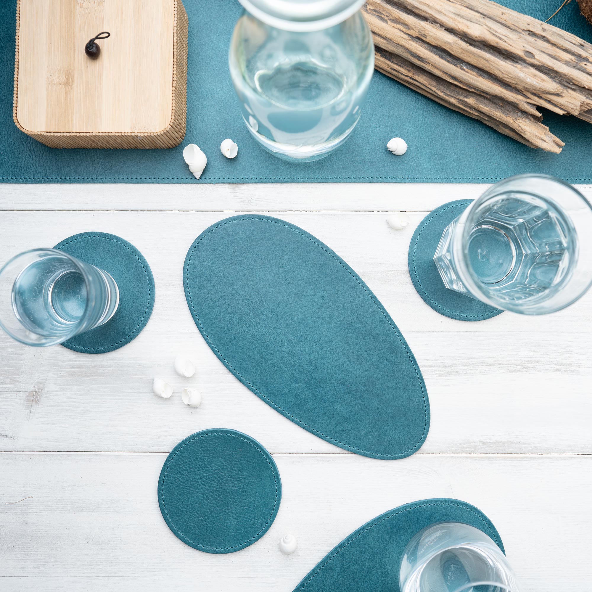 Dessous de Verre Personnalisé en Cuir Nappa Large – Élégance et Antidérapant pour Tasses et Bouteilles 5