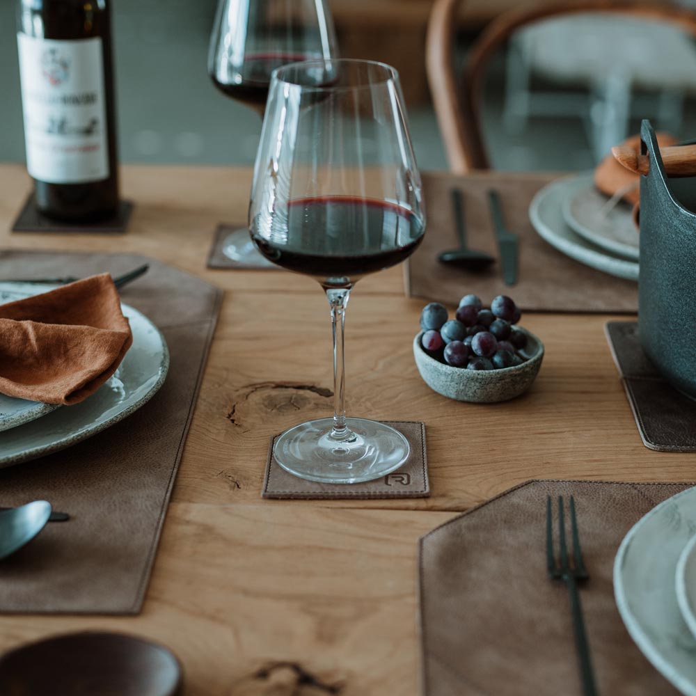 Dessous de Verre en Cuir Nappa, Ensemble de 6 Pièces Antidérapantes et Élégantes, Fabrication Artisanale, Idéal pour Toutes Surfaces 3