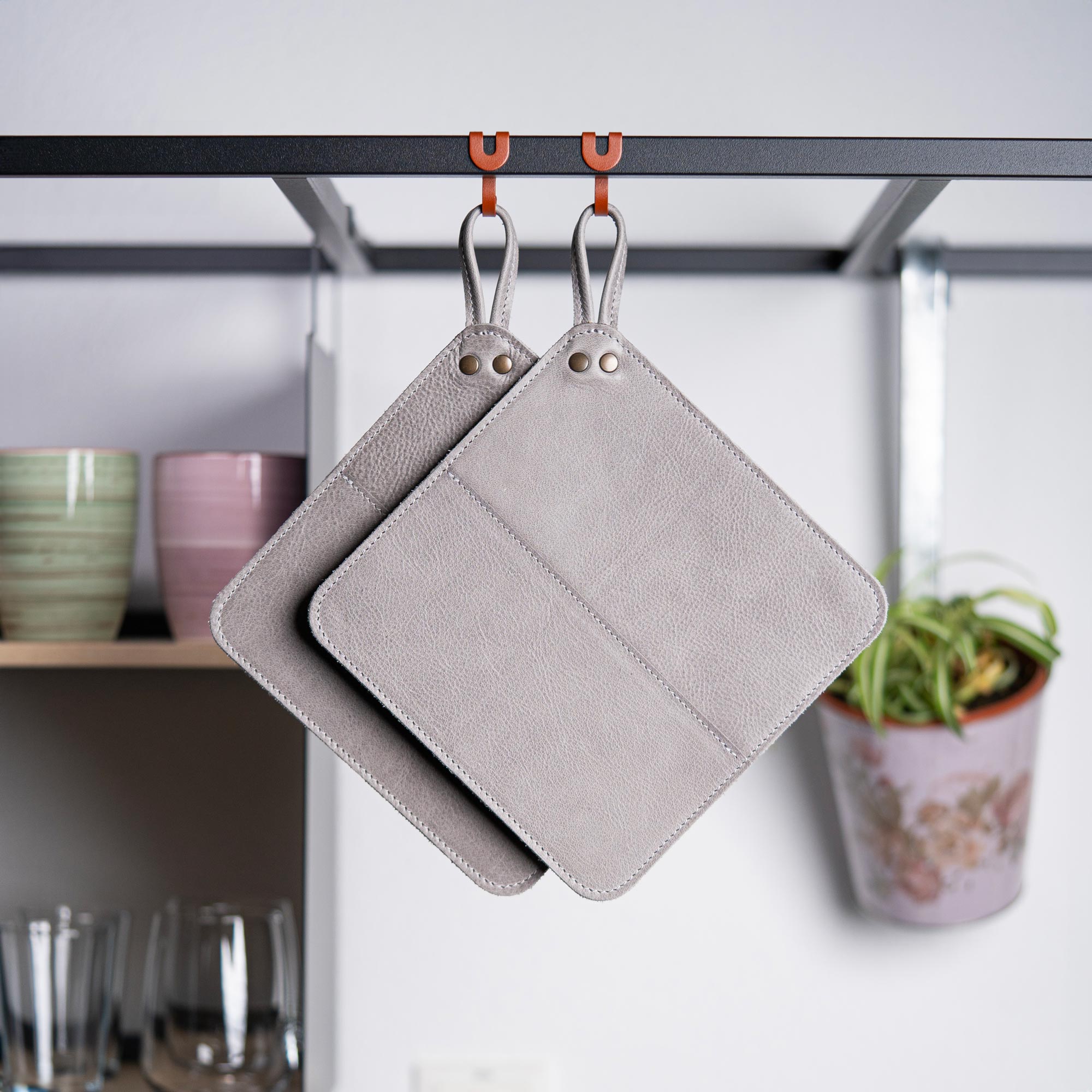 Maniques de Cuisine en Cuir Italien Résistantes à la Chaleur et à l'Eau - Gants de Cuisine Anti Chaleur Artisanaux 9