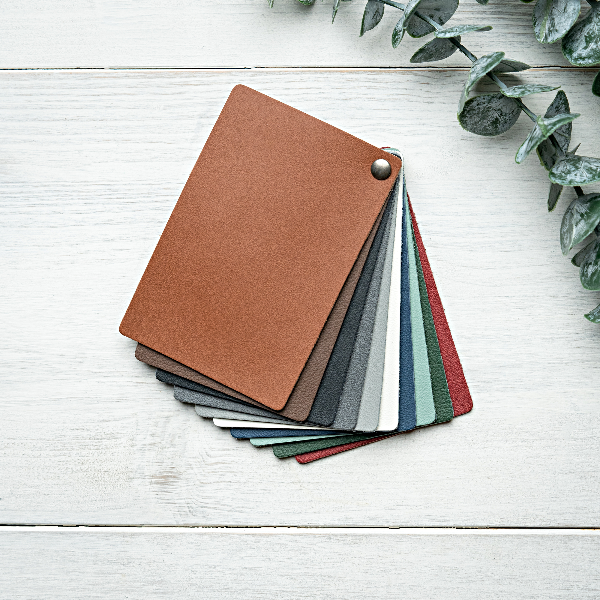 Nuancier de Couleurs en Cuir Premium – 10 Échantillons de Teintes pour Décoration Intérieure, Matériau Haut de Gamme 0