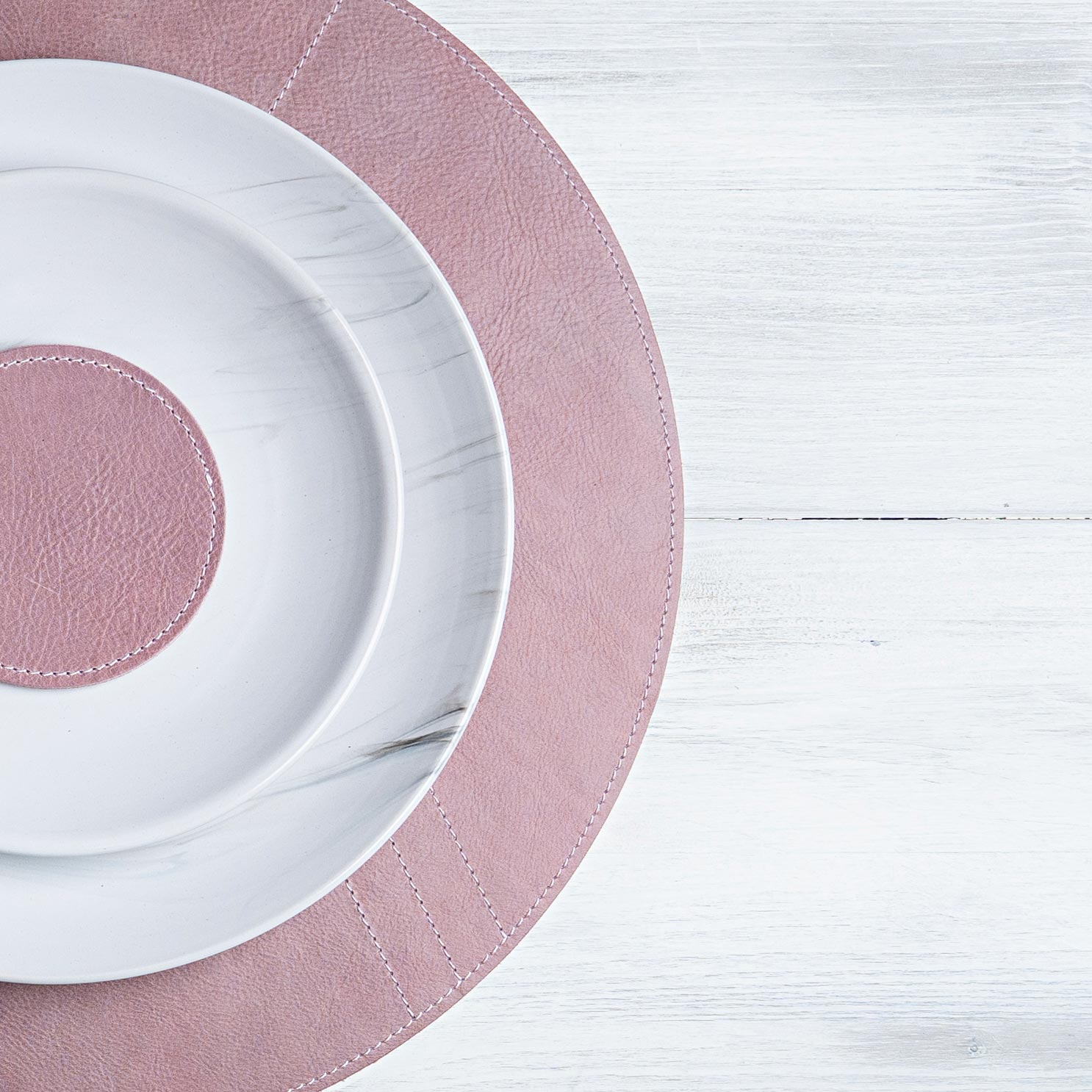 Set de Table Rond en Cuir Nappa Italien – Élégance Durable, Résistant à l'Eau, Facile à Entretenir, 38 cm 8