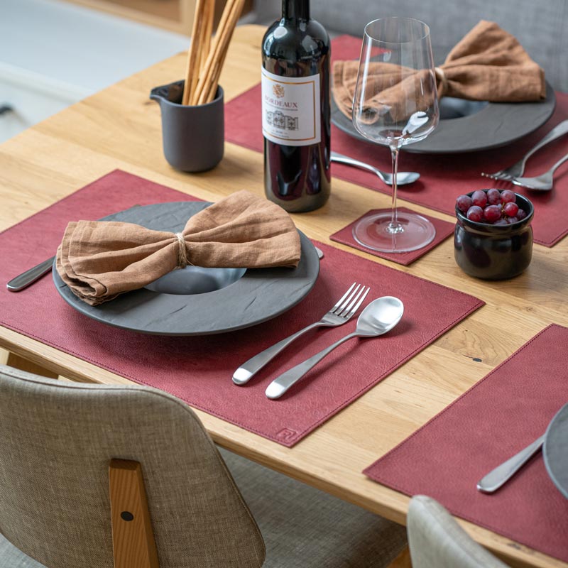 Set de Table en Cuir Nappa Italien Rectangulaire – Résistant à l'Eau et Design Élégant pour Table 1