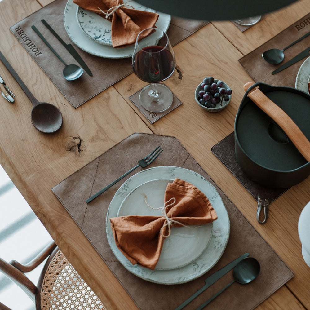 Set de Table en Cuir Nappa Italien Résistant à l'Eau – Design Moderne et Facile à Nettoyer 5
