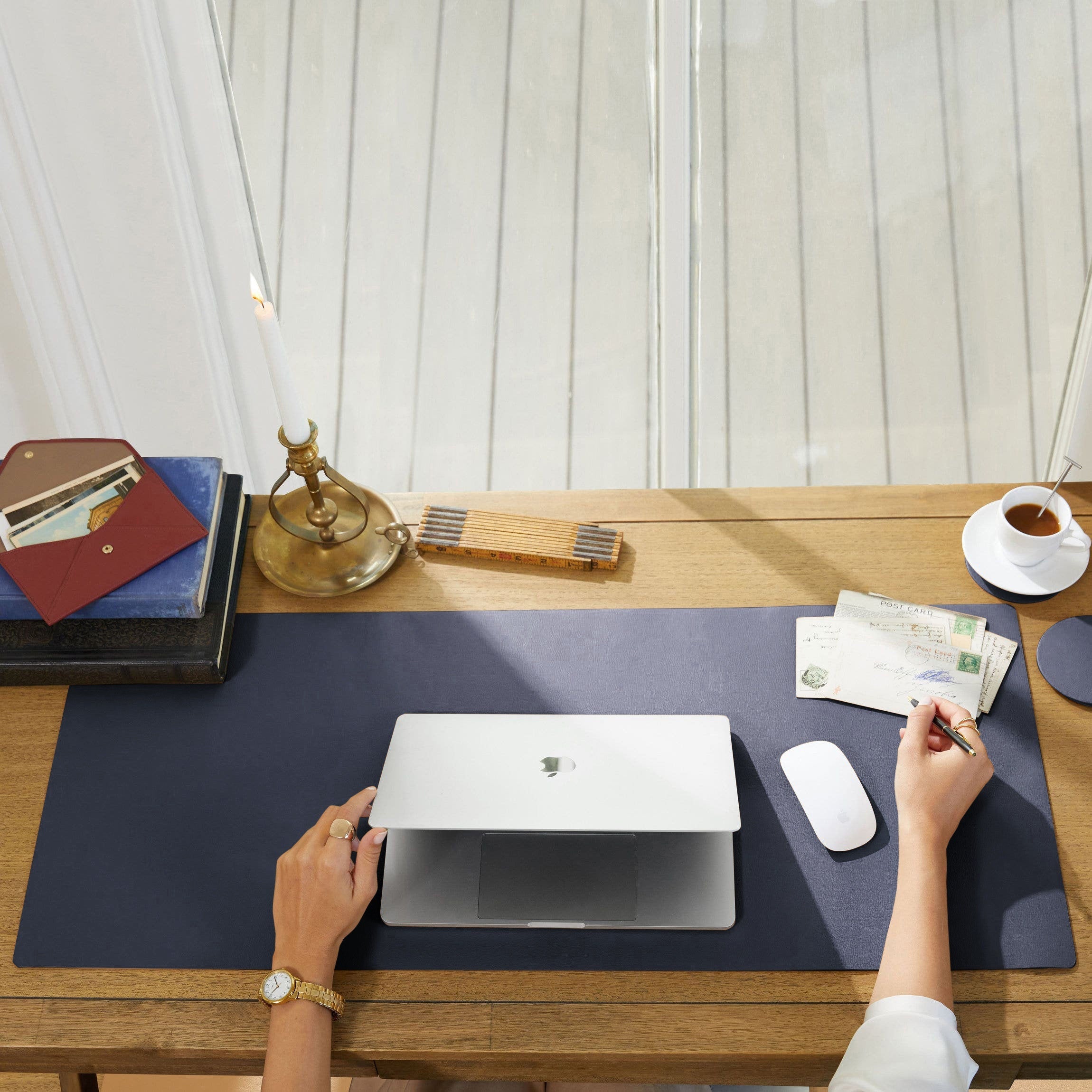 Sous-main de bureau moderne extra long bleu nuit 1